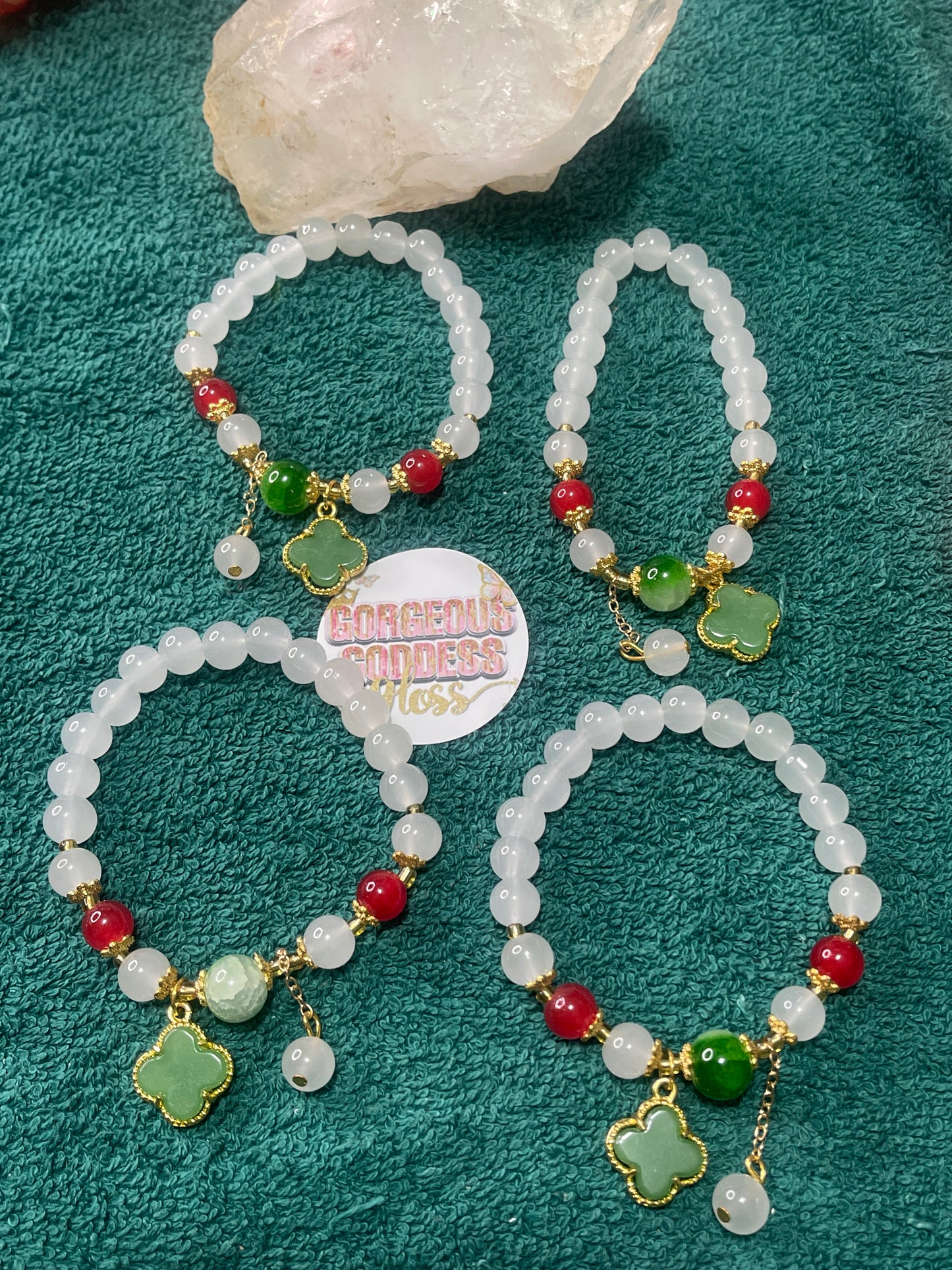 Jade Clover dangling charm beaded Bracelet