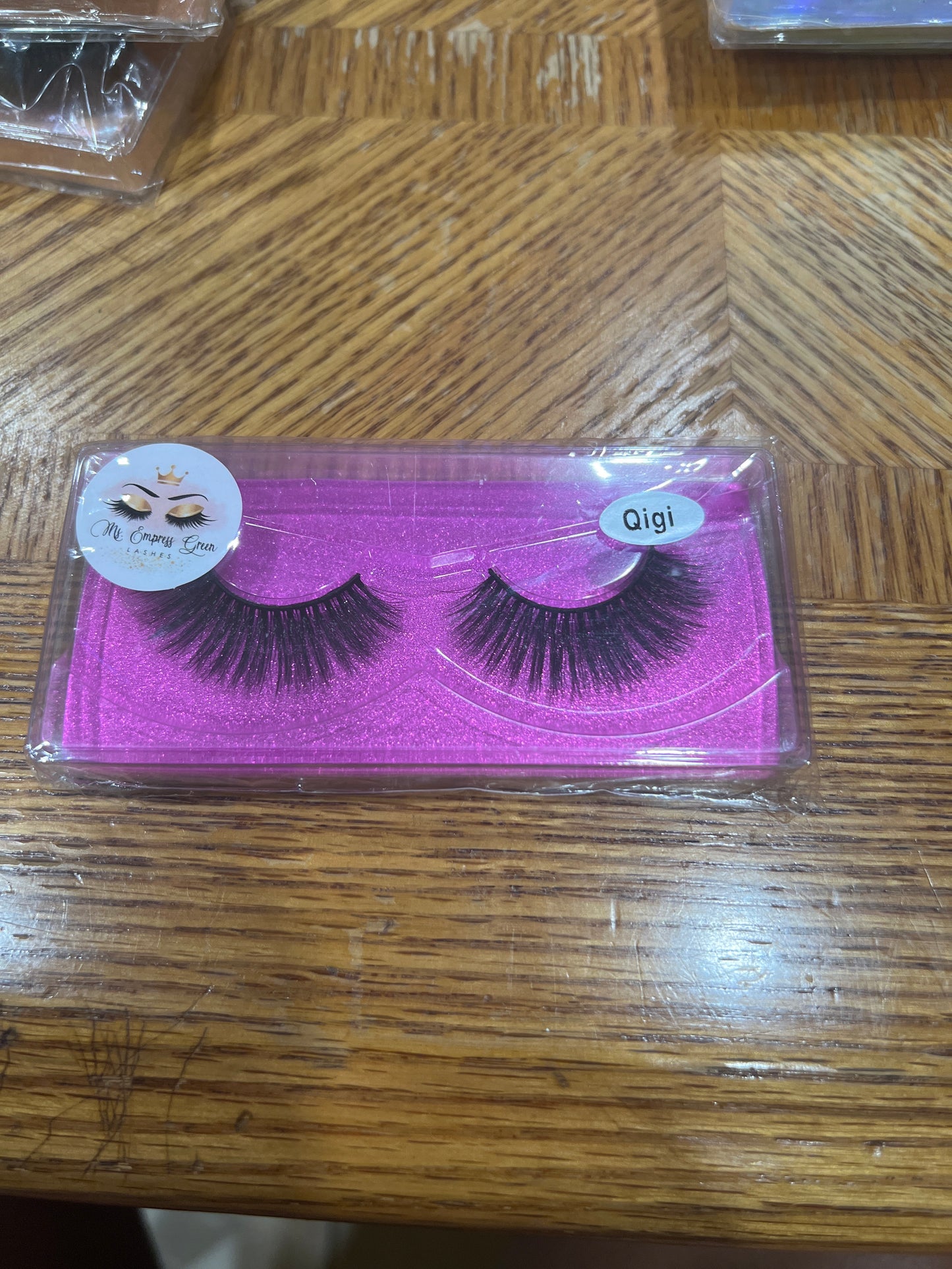 Qigi Lashes 15 MM