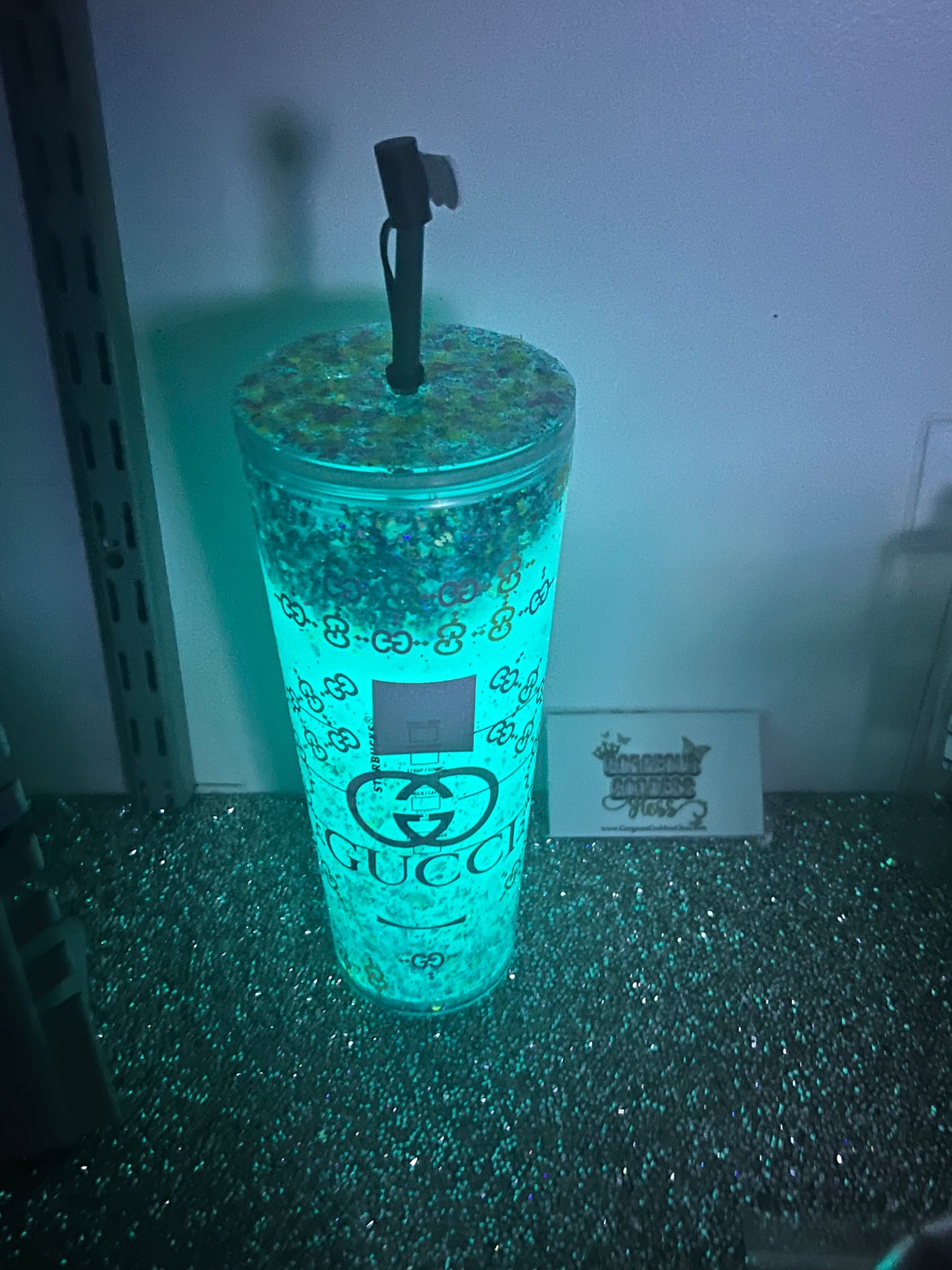 BIG GG Glow In The Dark Snowglobe Cup