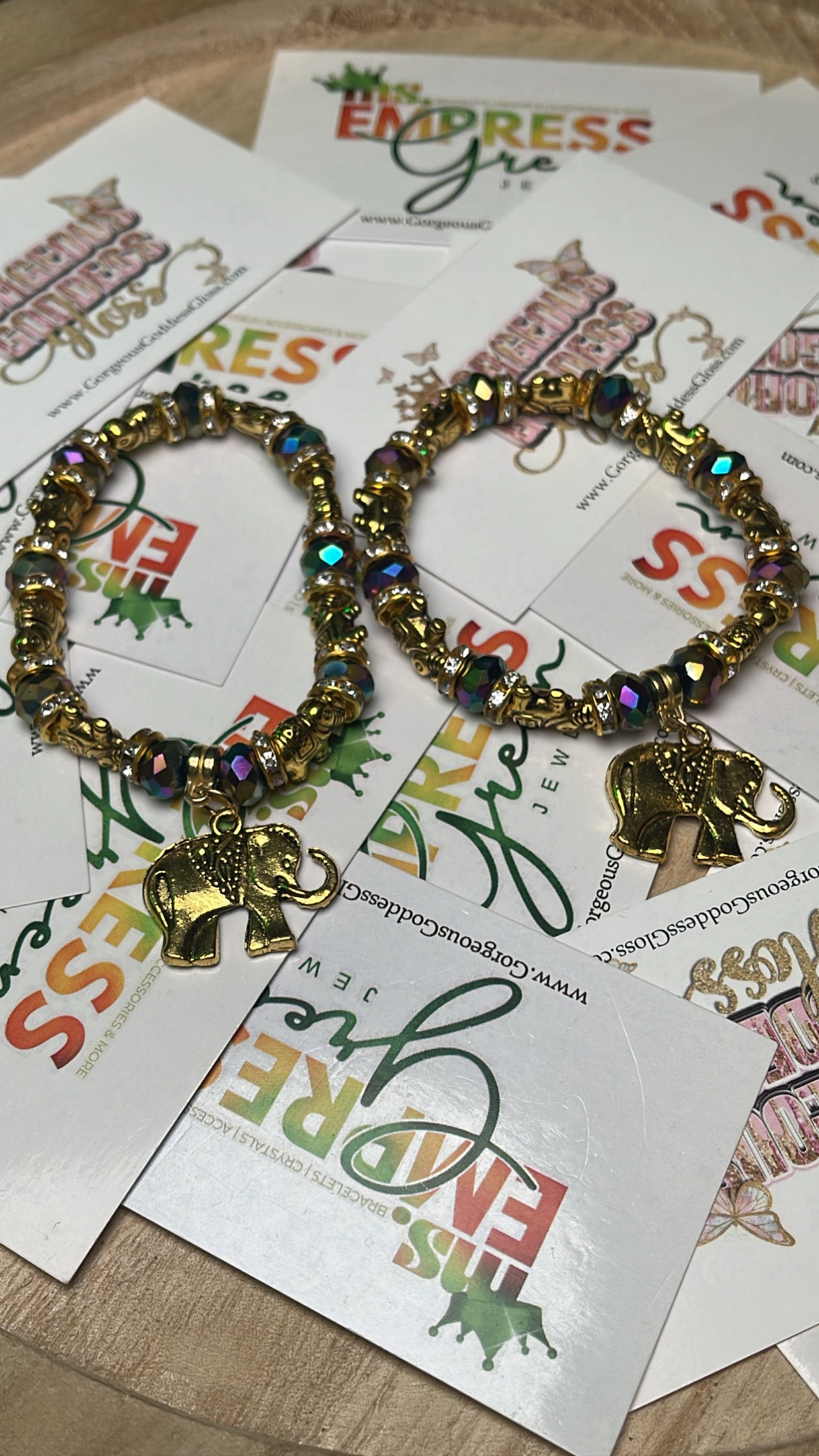 Mama Multicolor Elephant & 8 Babies Fancy Bracelet