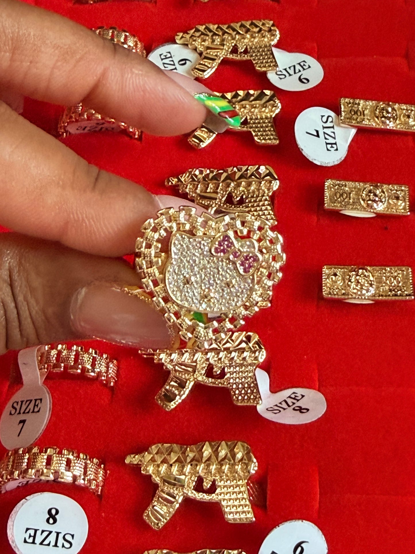Hk Face Rollie Heart Ring