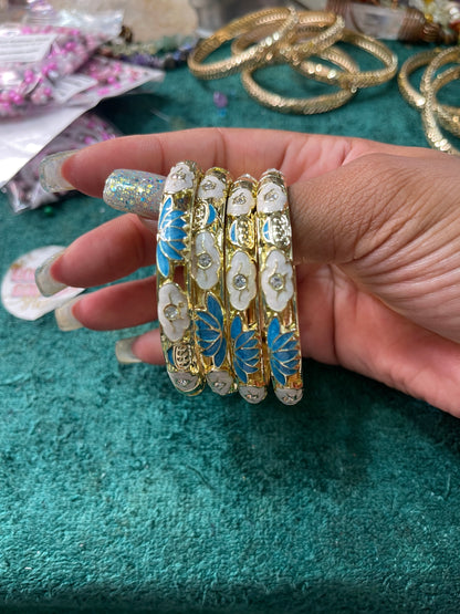White & Blue Flower open bangle