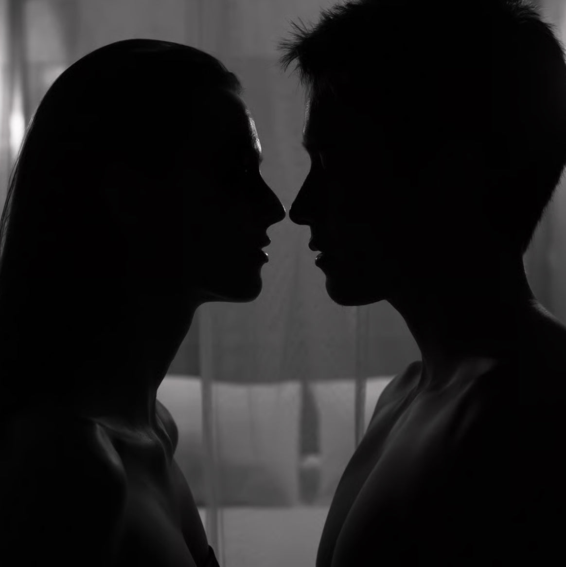 Dark kiss moisturizing Body Oils