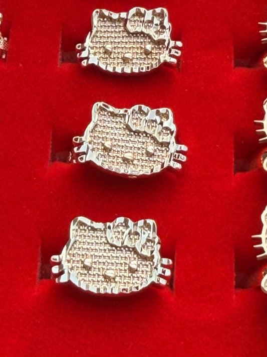 Hk small Face Ring
