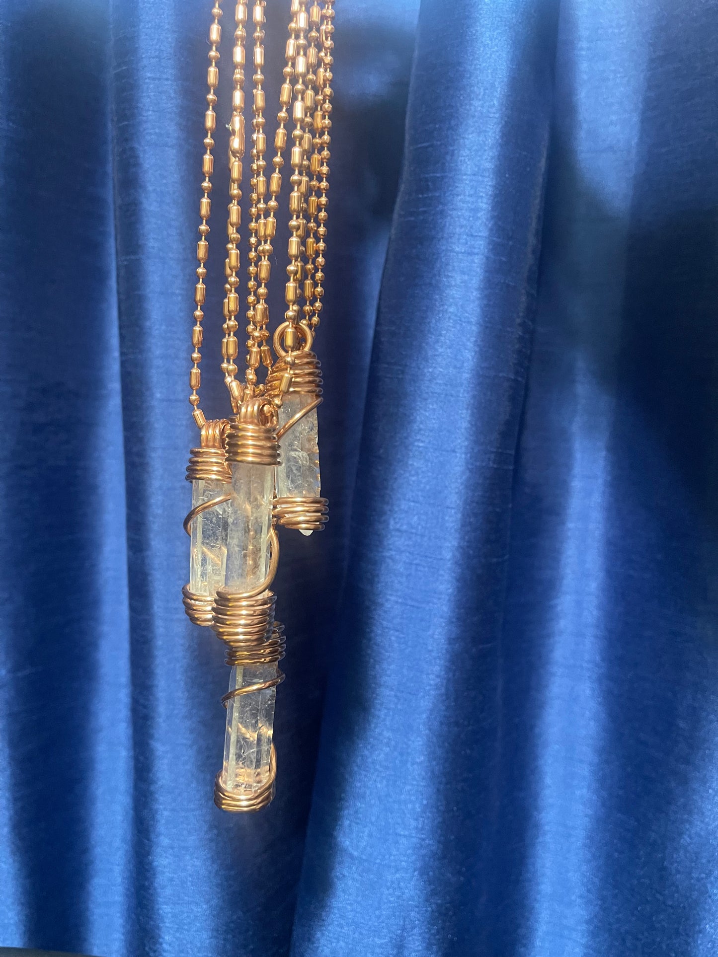 Clear Quarts Master Healer wit copper ball necklace