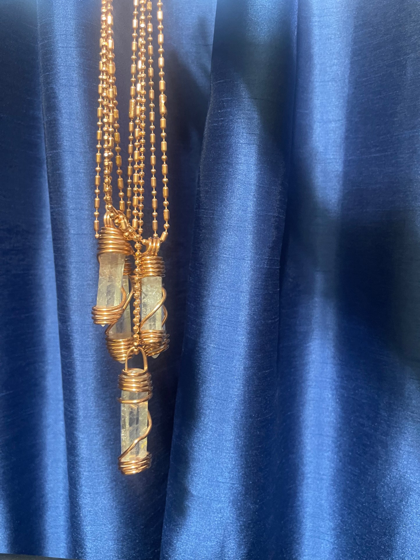 Clear Quarts Master Healer wit copper ball necklace