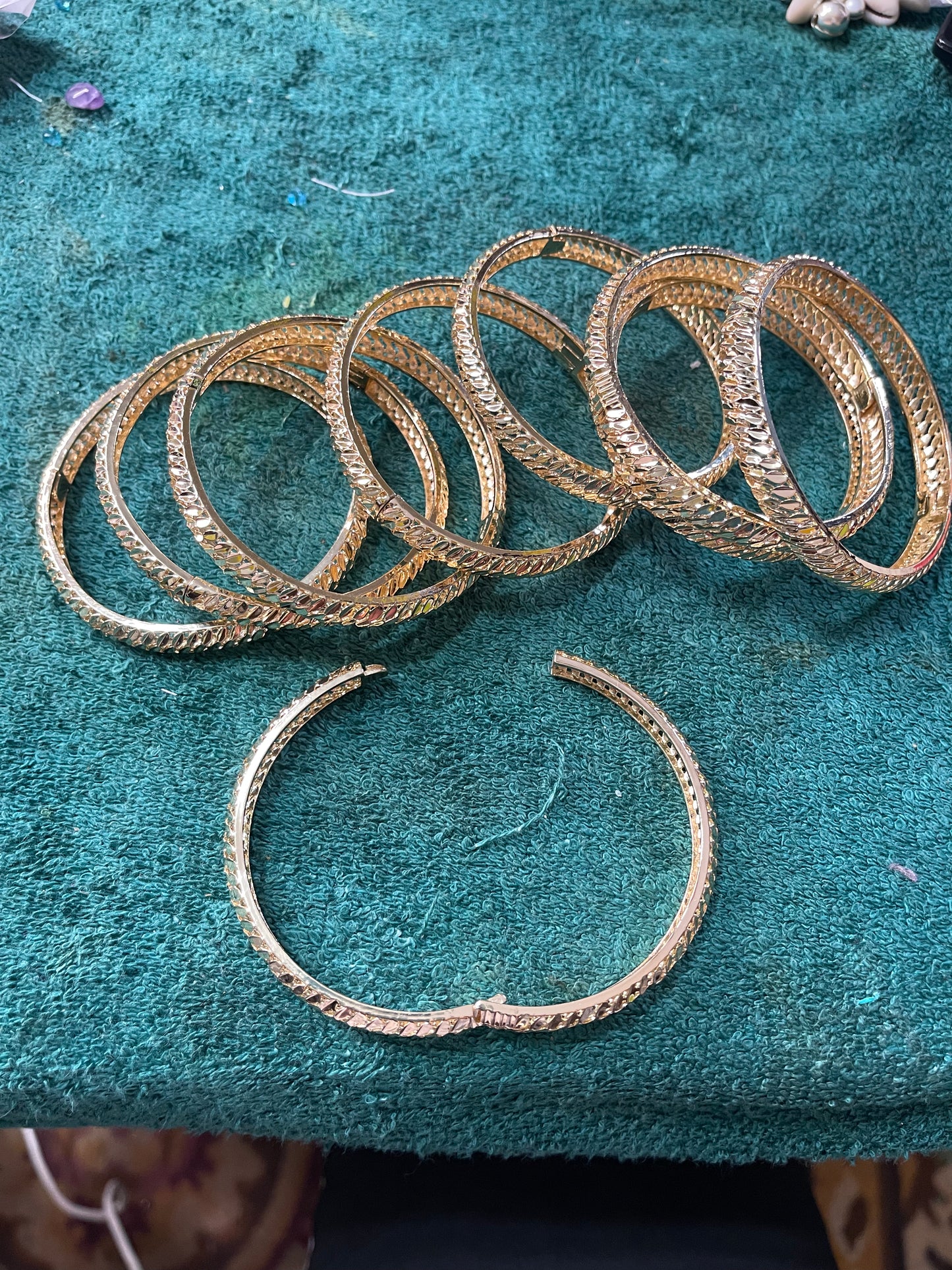 Gold swirls Open Bangle 1pc