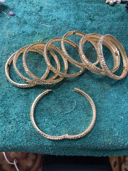 Gold swirls Open Bangle 1pc