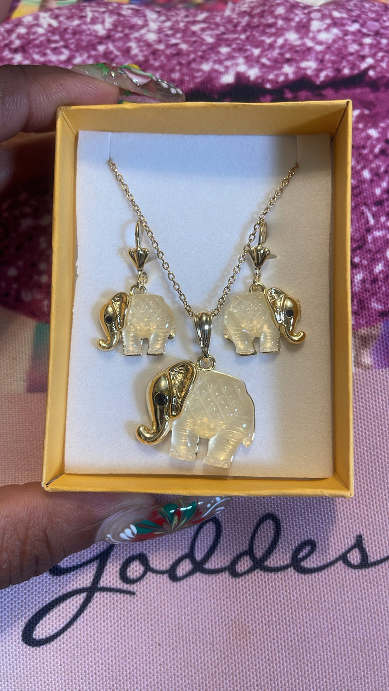 Clear & Gold Elephant Set