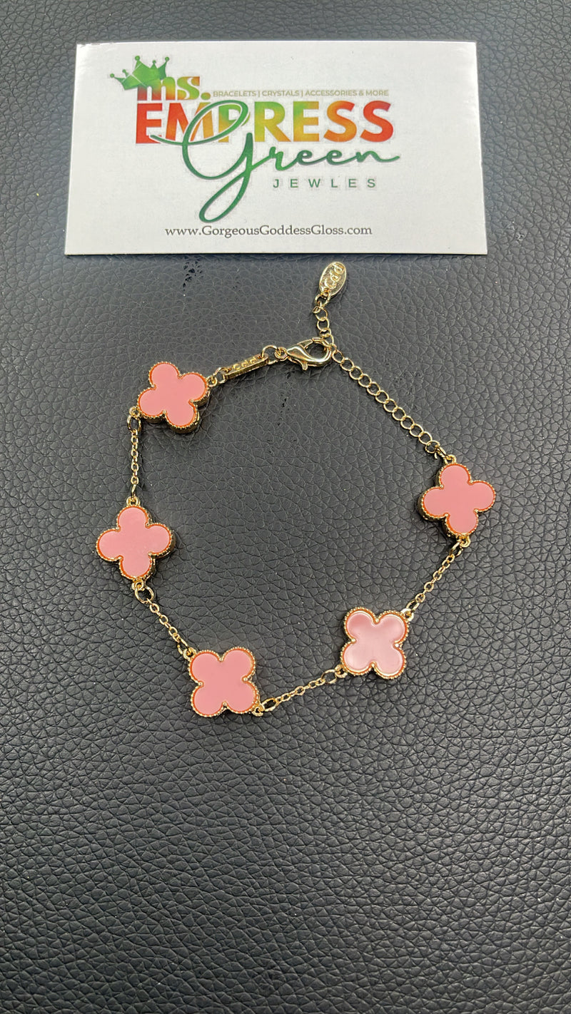Light Pink & Gold Dainty Four Leaf Clover 🍀 Charm Clasp Bracelet