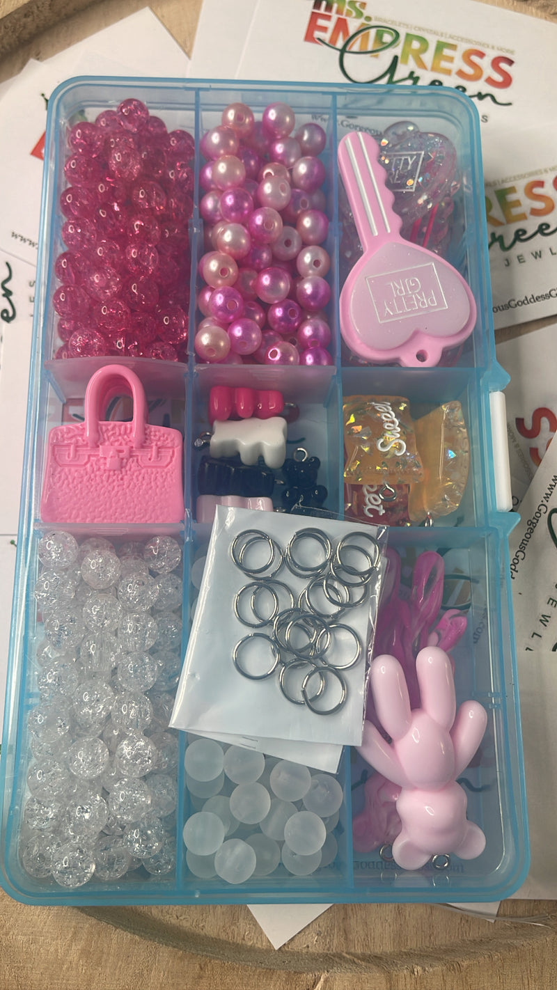 Pink Beads & Charms Kit (200pcs)