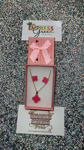 Hot Pink Dainty Four Leaf Clover Gift Box